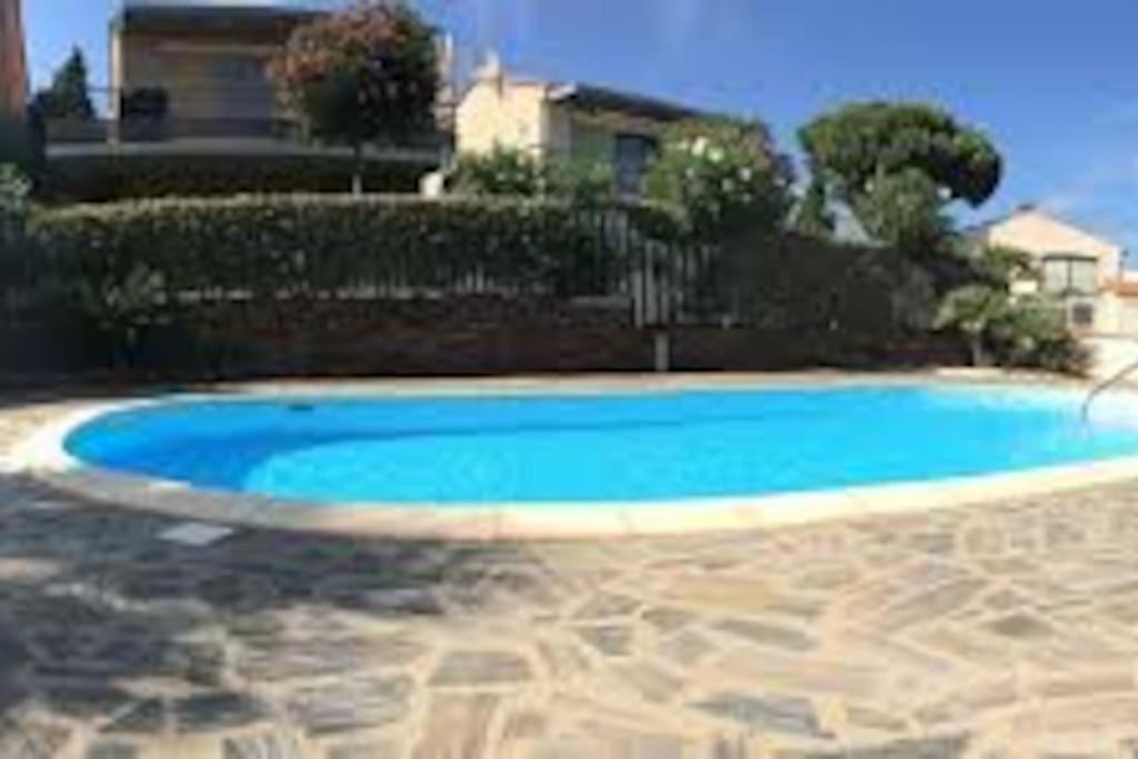 T2 2/6 P Clim Vue Piscine Parking Prive A Pied Apartment *