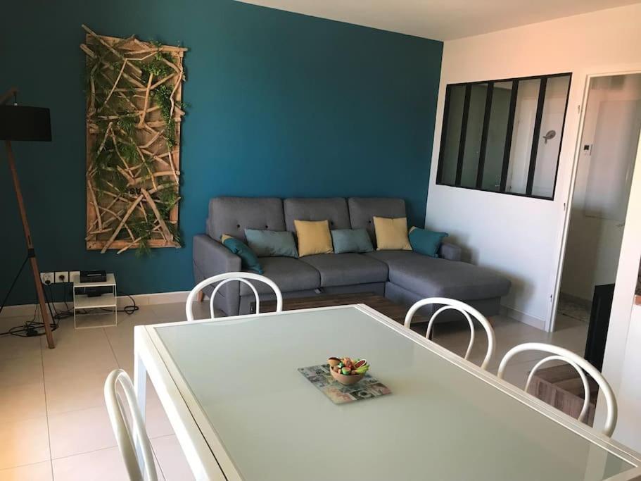 T2 2/6 P Clim Vue Piscine Parking Prive A Pied Apartment Collioure